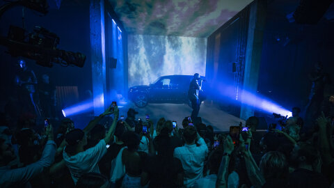 Soirée de lancement de la campagne au Palais de Tokyo  avec le rappeur Kano sur scène - © David Shepherd