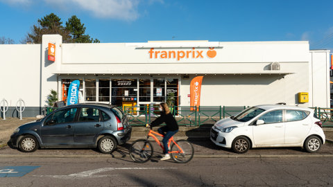 Franprix Andrésy est l’exemple type du magasin que l’enseigne veut multiplier en grande banlieue. - © Franprix