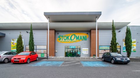 Stokomani dispose d’un réseau de 127 magasins. - © Stokomani