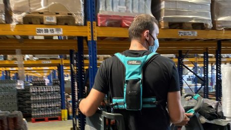 Schiever adopte le gilet vocal pour la préparation des commandes