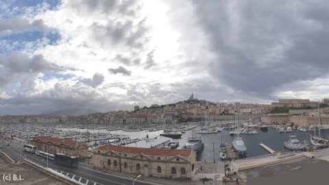 A Aix-Marseille-Provence, l’app « Ma Métropole Dans Ma Poche » permet de signaler des problèmes. - © B.L.