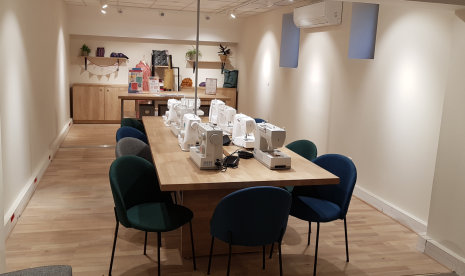 L’atelier peut accueillir jusqu'à 8 personnes (4 en ce moment) - © CC / Républik Retail