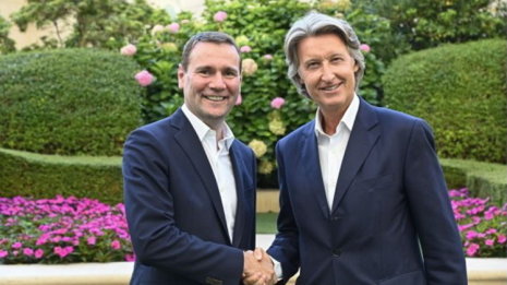 Alexandre Ricard, PDG de Pernod-Ricard (à gauche) et Jean-Charles Decaux, DG de JCDecaux (à droite). - © Pernod-Ricard / JCDecaux