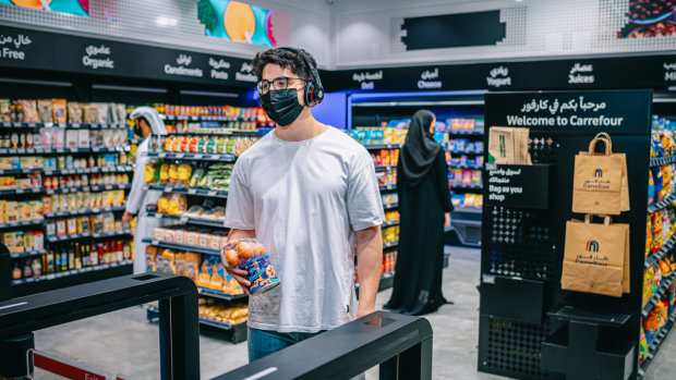 Carrefour City+ à Dubaï est le premier magasin sans caisse 100 % automatisé des Emirats arabe unis. - © AiFi