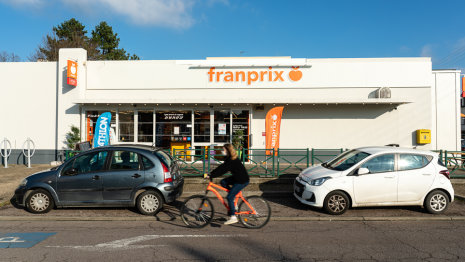 Franprix Andrésy est l’exemple type du magasin que l’enseigne veut multiplier en grande banlieue. - © Franprix