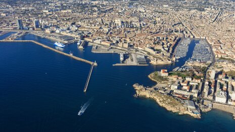 A Marseille, la demande d’espaces de travail flexibles a cru de 43 % entre 2021 et 2022. - © Camille Moire