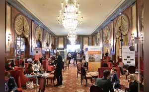 Rendez-vous d'affaires © Carole Desheulles