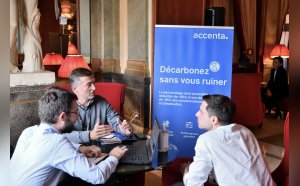 Rendez-vous d'affaires © Carole Desheulles