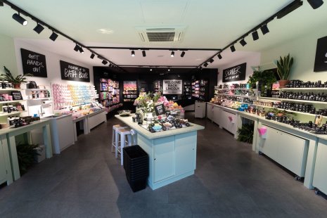 8 magasins Lush en France ont été rénové au nouveau concept. - © Lush