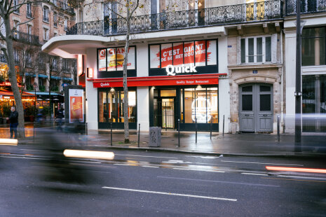 Quick a 117 restaurants en France, à 90 % en franchise. - © Matthieu Engelen