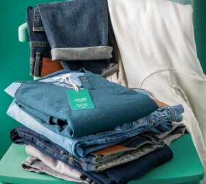 35 % de la collection Jules est sous label In progress (vêtements avec des matières plus durables ou recyclées). - © Jules