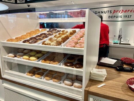 Krispy Kreme produira 42 000 donuts pour les vendre sur place. - © D.R.