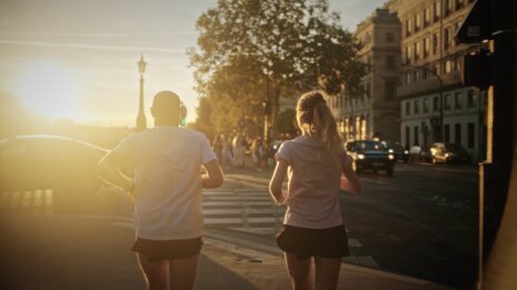 « Paris, bouge ton esprit » pour sensibiliser et encourager à l’activité physique les Parisiens - © Asics