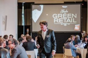 Marc Dumas anime le Gala Green Retail © Républik Retail / Manuel Abella