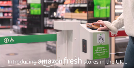 Le mobile sert de sésame pour entrer dans Amazon Fresh  - © Amazon